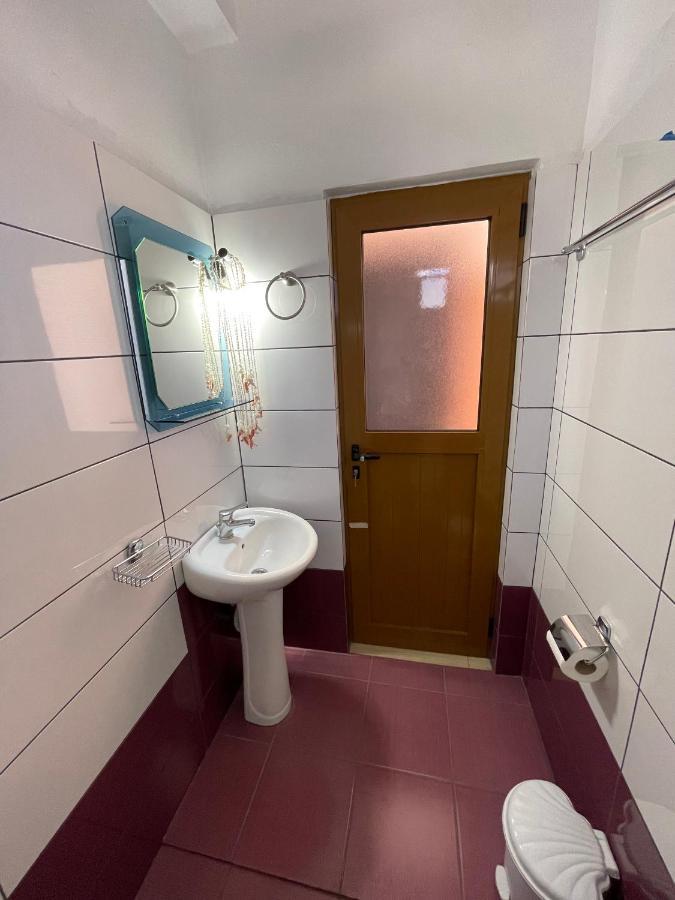 Villa Xhevdet Sarandë 외부 사진