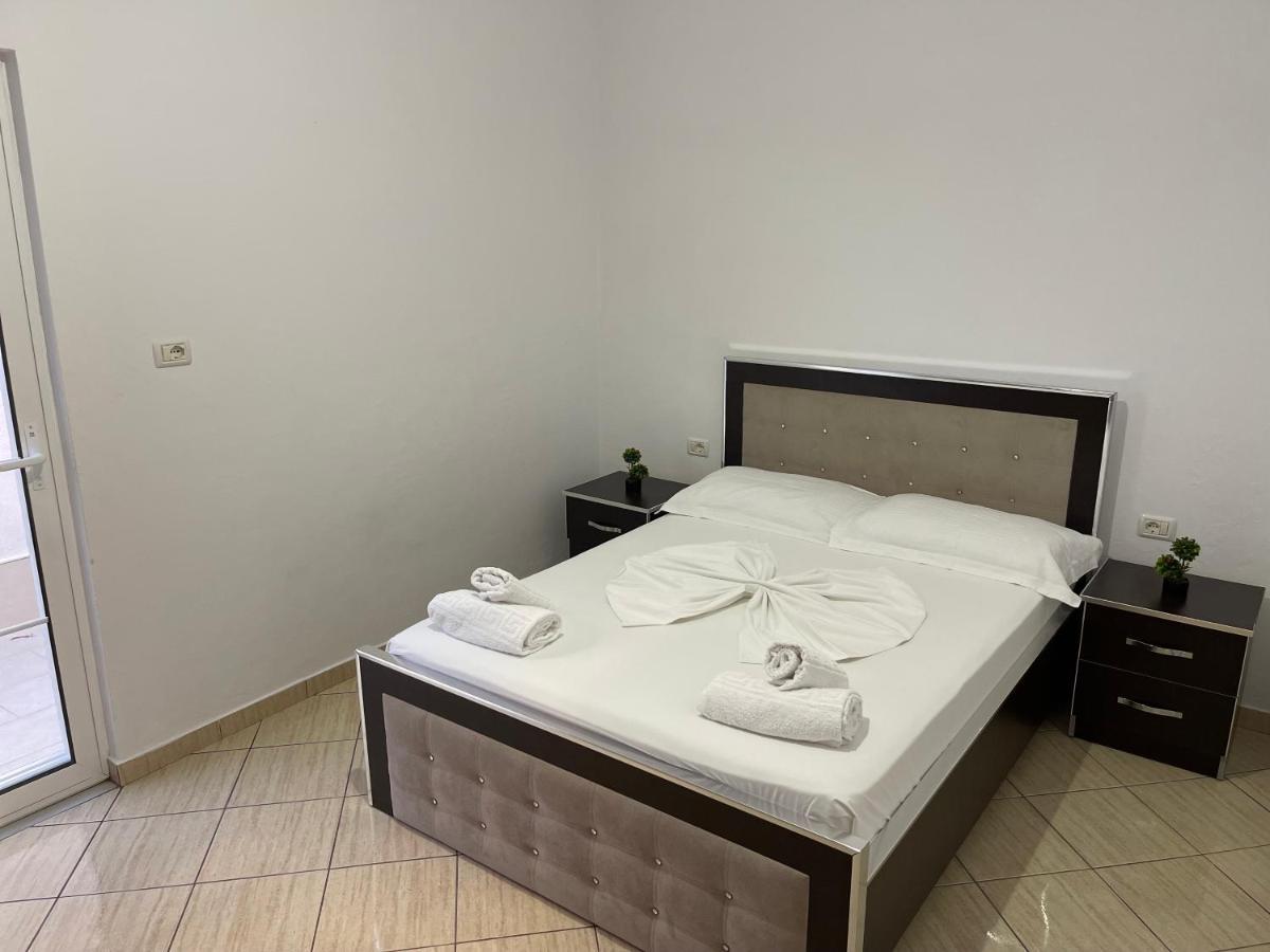 Villa Xhevdet Sarandë 외부 사진