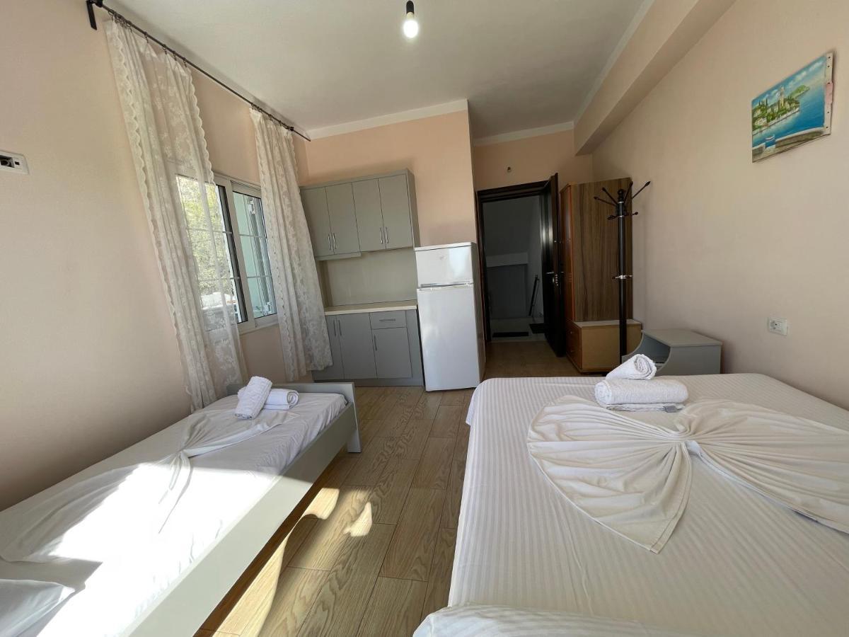 Villa Xhevdet Sarandë 외부 사진