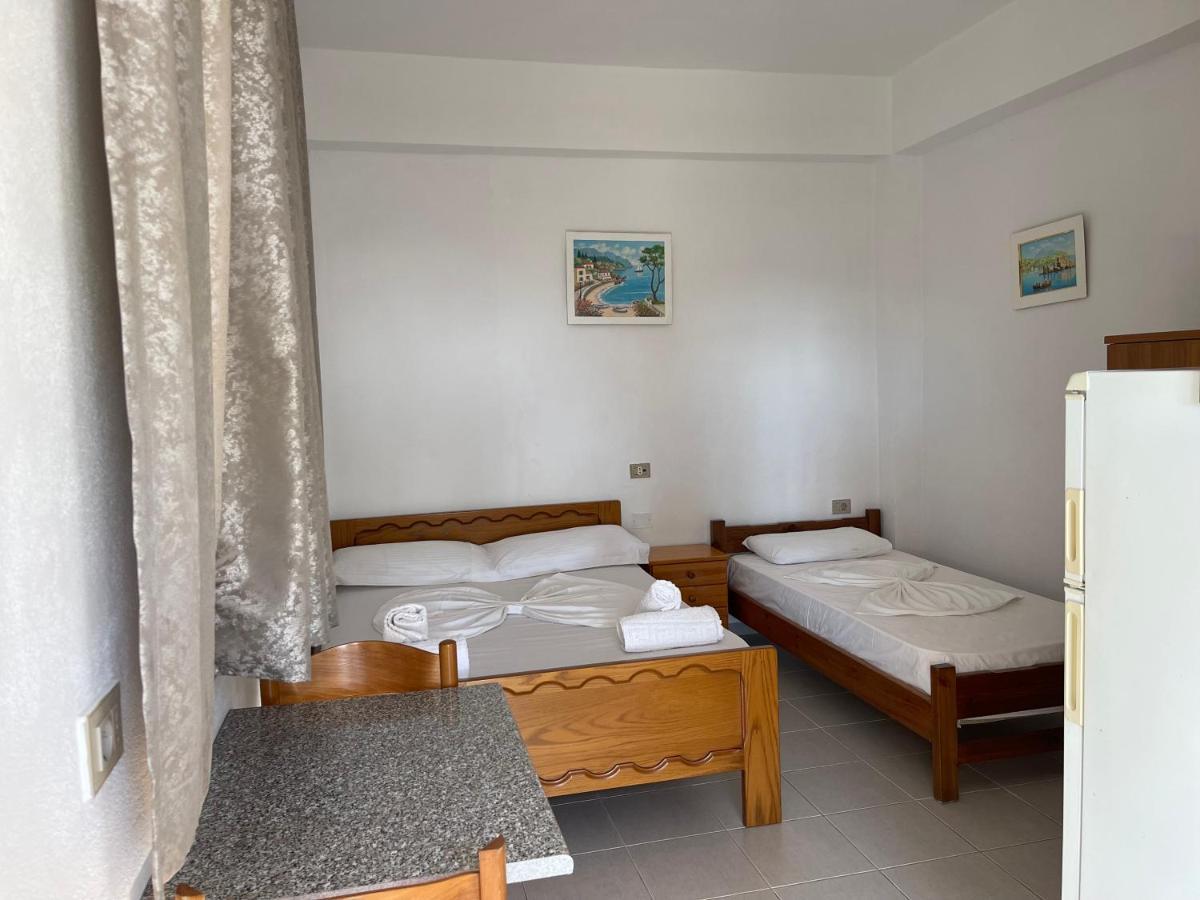 Villa Xhevdet Sarandë 외부 사진
