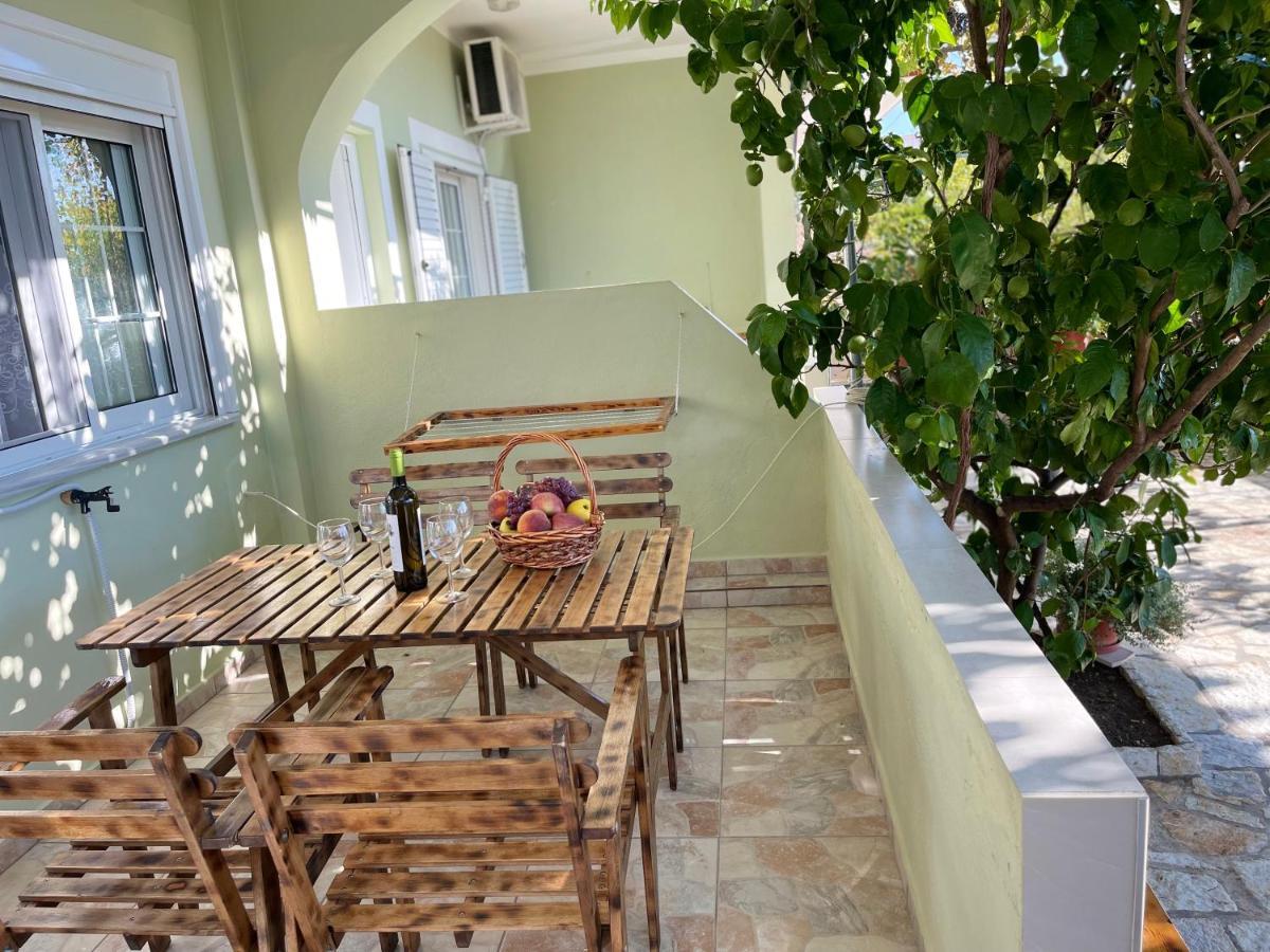 Villa Xhevdet Sarandë 외부 사진