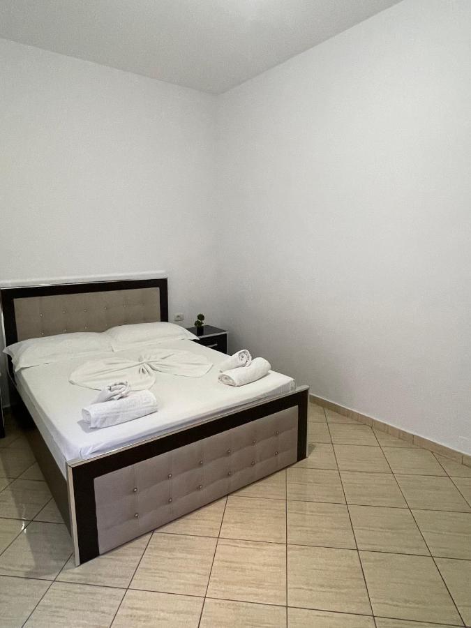 Villa Xhevdet Sarandë 외부 사진